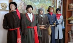 Cкарби козацького музею: шаблі, скрині та вітрила
