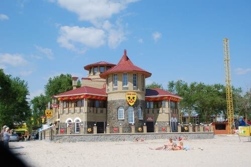 Коблево – курортный городок на берегу Черного моря.