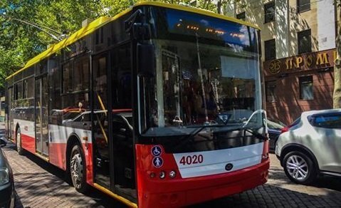 Троллейбусы и трамваи не отдадут в частные руки