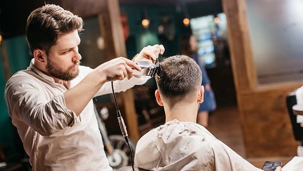 Сеть мужских парикмахерских «Frisor»