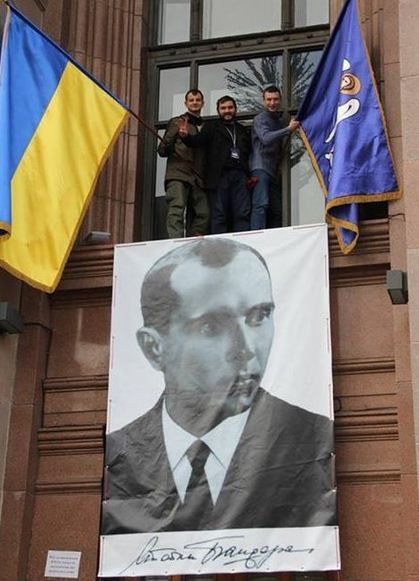 Марков недоволен появлением портрета Бандеры на здании КГГА