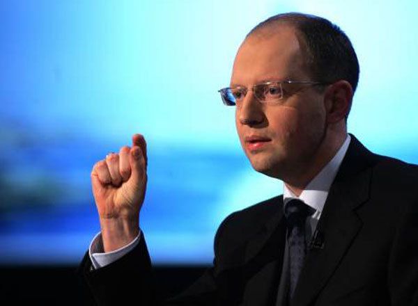 Арсений Яценюк оправдал коалицию со "Свободой"