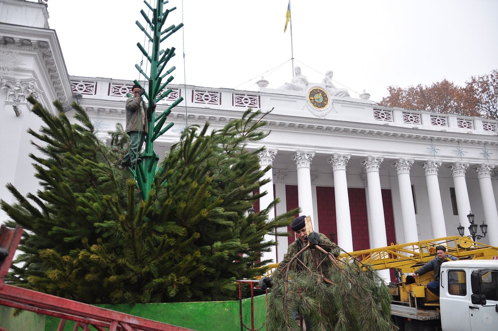 Одесская елка 2012