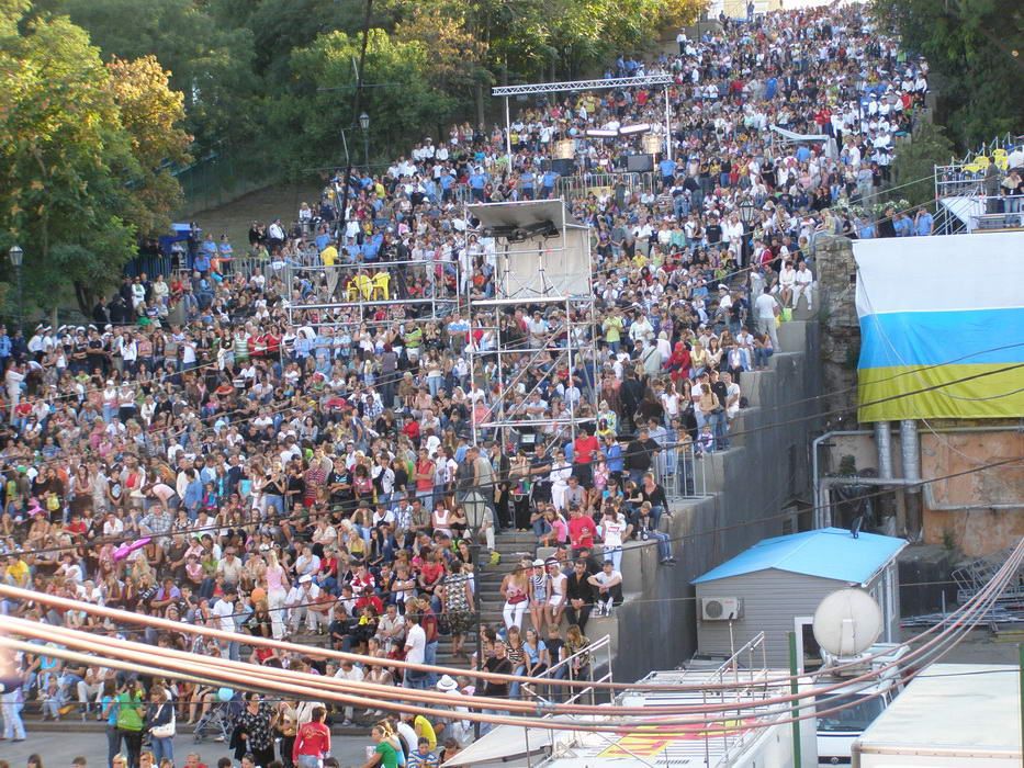 Одесса празднует День города. Потемкинская лестница.
