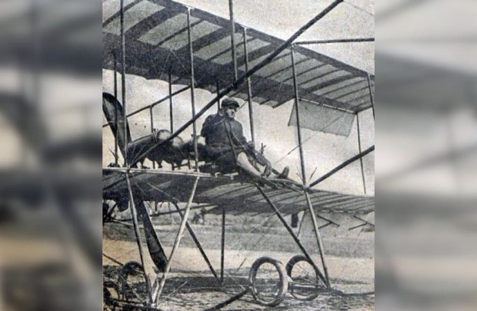 Одессит Сергей Уточкин первым в империи совершил полет на аэроплане