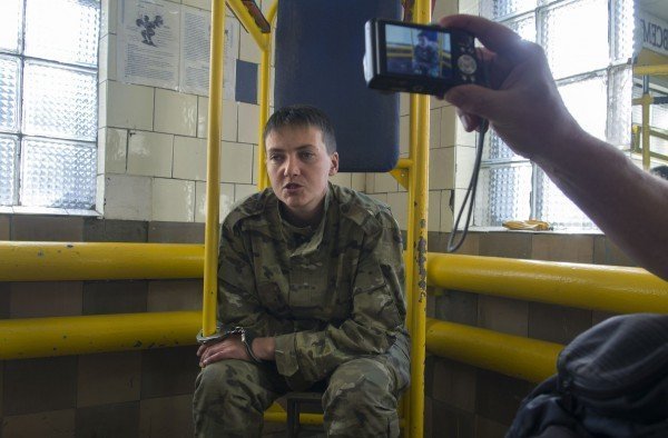 Защита Савченко опубликовала видео доказательство ее невиновности