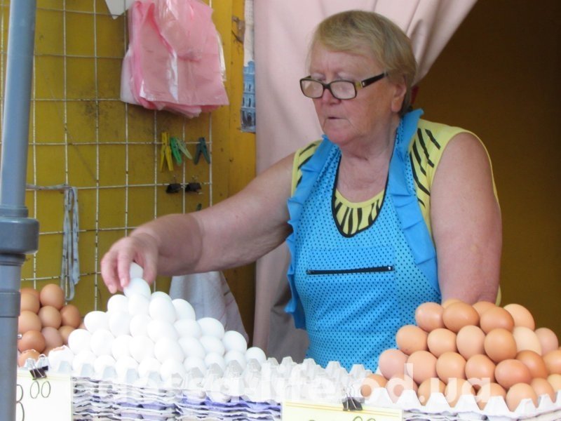 «Крутые» яйца: чем домашний продукт отличается от магазинного?