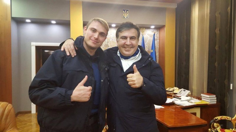 Сакашвили необычно провел сегодняшнюю ночь (ФОТО)