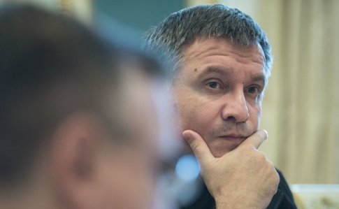 Политическая война набирает обороты, — Лещенко о скандале Авакова и Саакашвили