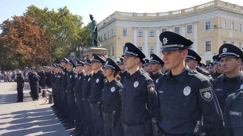 Из патрульной полиции Одессы за год уволили 42 человека
