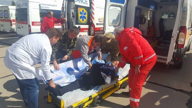 В Одессу прибыл очередной борт с раненными. Нужна помощь