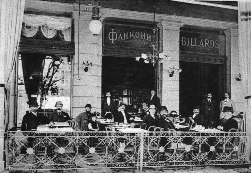 Воєнний стан в Одесі, день 109-й: історичний парк манить красою (фото)