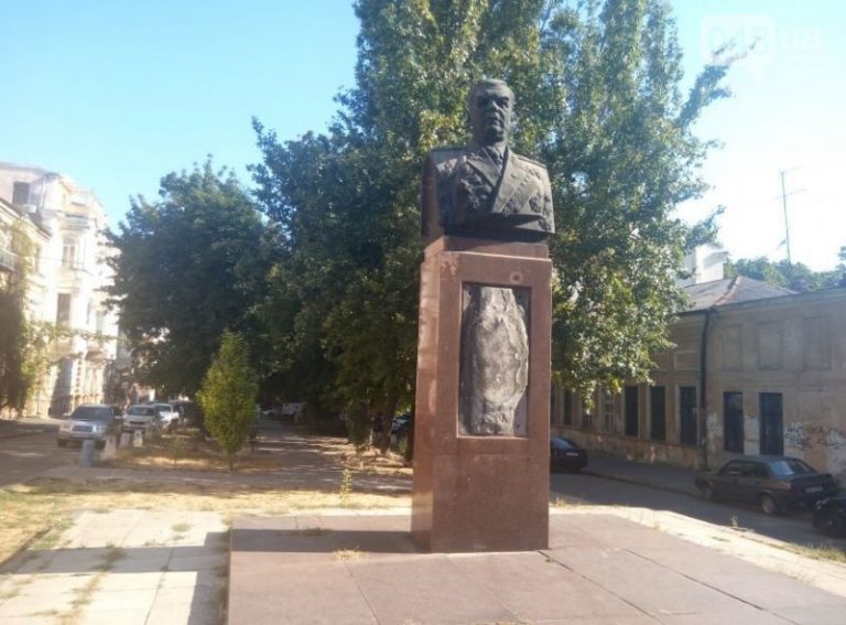 Памятник олонецким полкам в петрозаводске