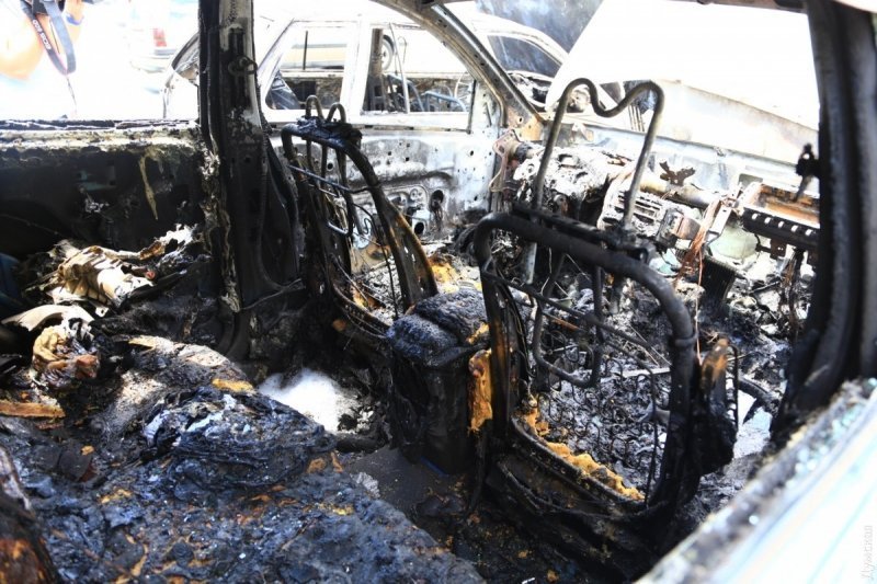 Итоги взрыва и пожара с участием двух иномарок (ФОТО, ВИДЕО)