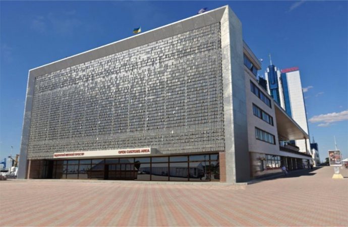 Определились два претендента на реконструкцию фасадов Одесского морвокзала