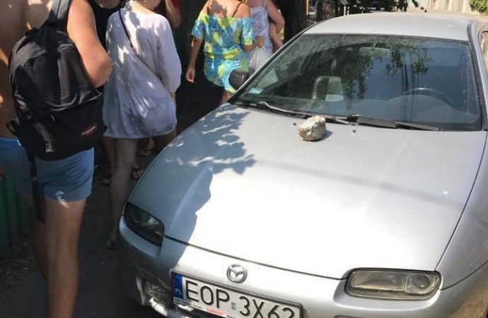 В Одессе очередному автохаму поцарапали машину (ФОТО)