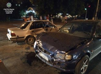 Серьёзная авария в Одессе: есть пострадавший (ФОТО)