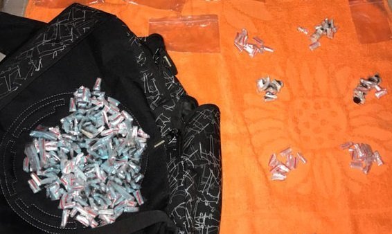 Почти 500 пакетов с наркотиком изъяли в Одессе