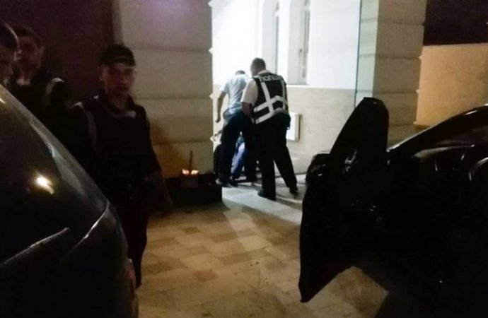 Ночное происшествие в Черноморске: по автомобилю депутата стреляли 5 раз