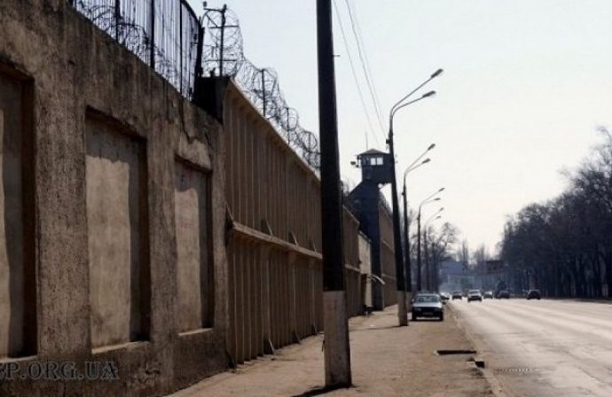 В Одессе задержали двух из трех преступников, бежавших накануне из тюрьмы