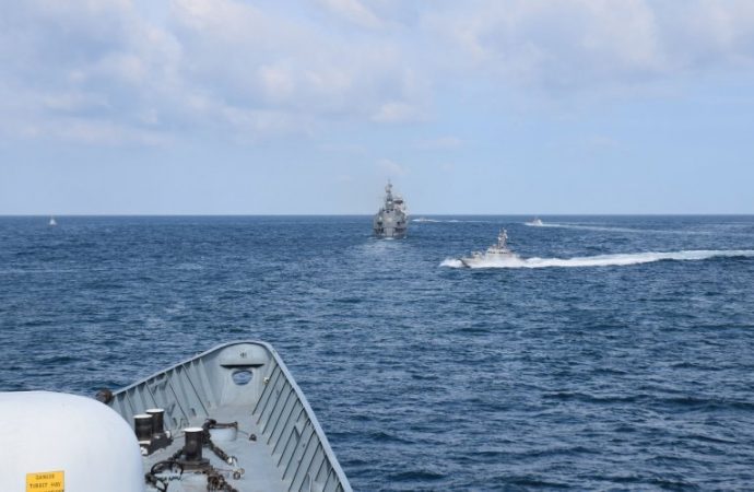 Одесские военные моряки учились атаковать противника совместно с кораблями НАТО