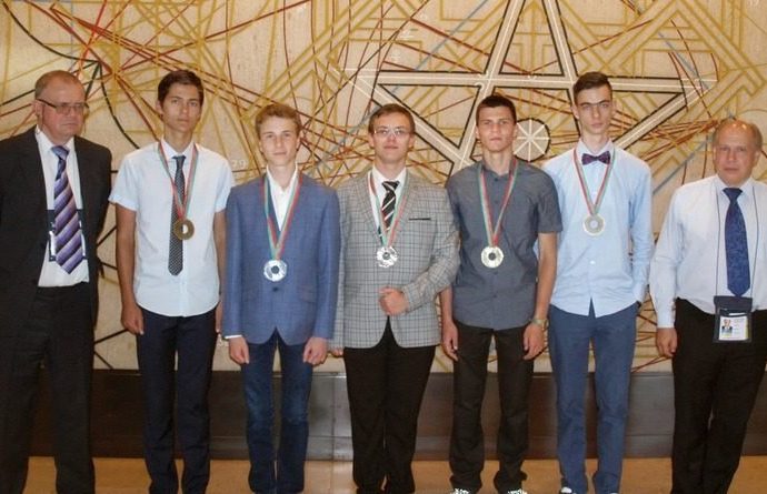 Одиннадцатиклассник из Одессы стал серебряным призером Международной олимпиады по физике