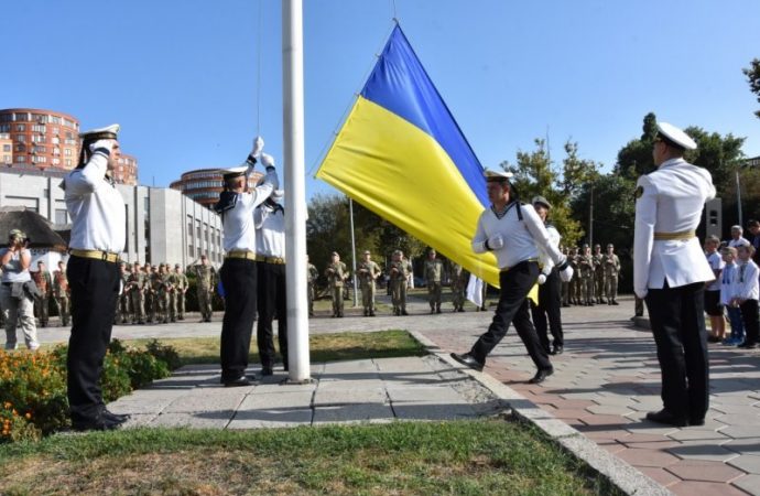 День флага начали праздновать в Одессе (ФОТО)