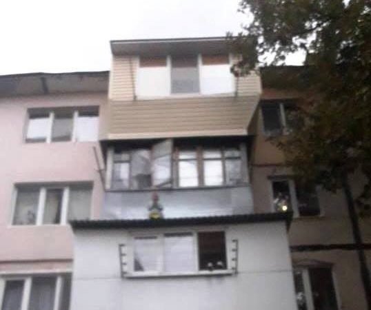 Трехлетнего ребенка спасли от падения с балкона в Одессе