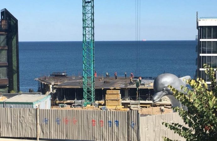 Строительство на одесском побережье продолжается, несмотря на запрет