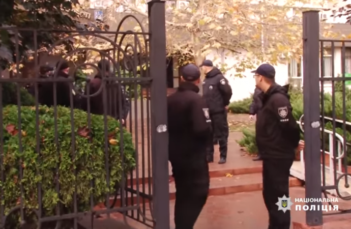 Аппеляционный суд в Одессе: полицейские смогли предотвратить массовые беспорядки (ВИДЕО)