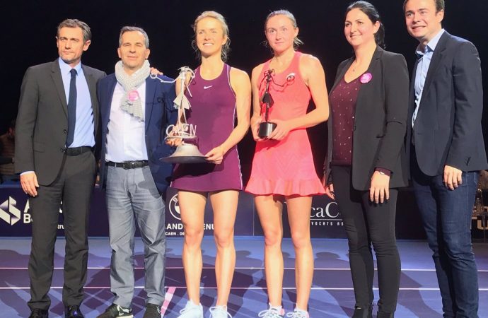 Элина Свитолина завоевала главный приз выставочного турнира во Франции