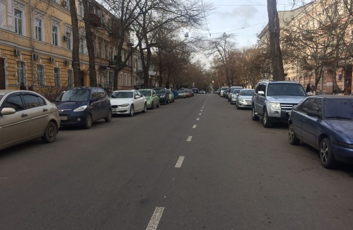 Дорожные новости: в Одессе собираются выделить полосу для общественного транспорта