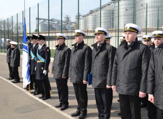 Состав ВМС пополнят 33 сегодняшних выпускника Одесской морской академии