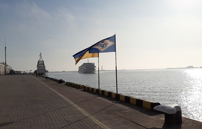 Два круизных лайнера «встретились» в Одесском порту