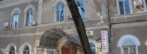 В Одесі продовжать ремонт Єврейської лікарні