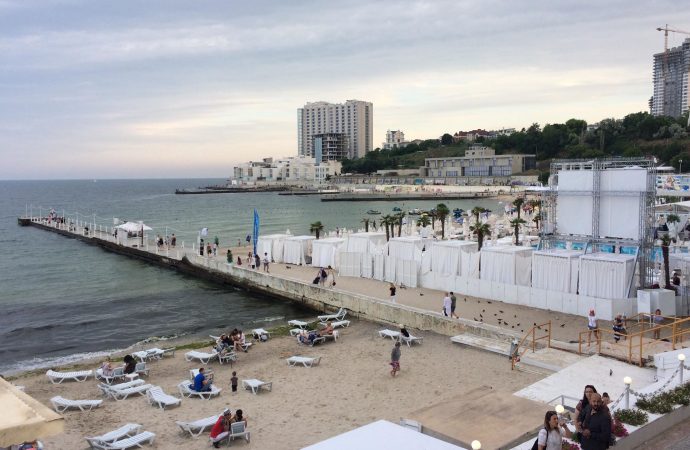 Куда жаловаться на нарушения прав на пляжах Одессы?
