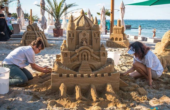 Одесситов приглашают на пляжный фестиваль песчаных скульптур