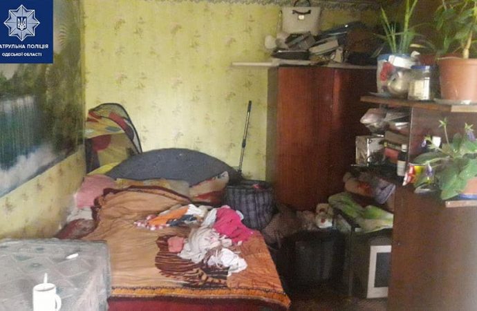 Голодні та налякані: в Одесі патрульні виявили чотирьох дітей без нагляду