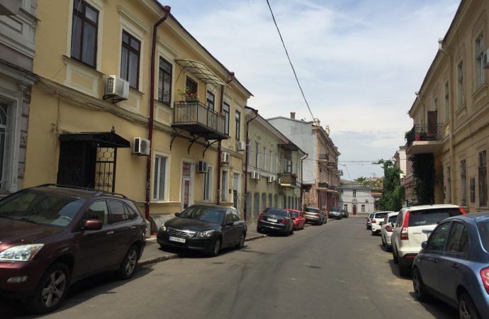 Капремонт Воронцовского переулка обещают завершить ко Дню города