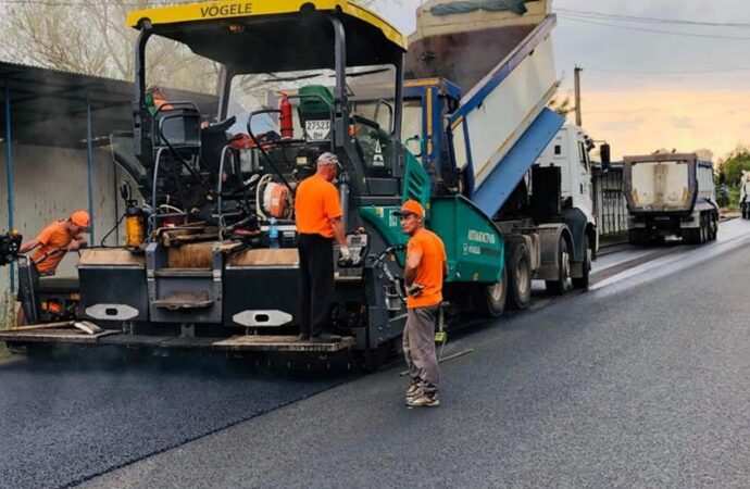 На Одещині вперше використали нову технологію будівництва доріг