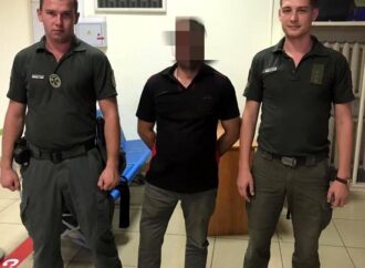 В Одеському аеропорту затримали чоловіка, якого розшукував Інтерпол