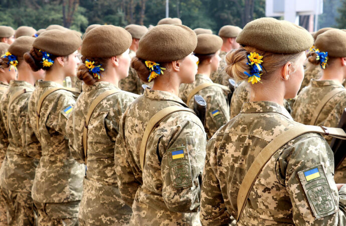 В Україні за 10 років кількість жінок-військовослужбовиць збільшилась у 15 разів