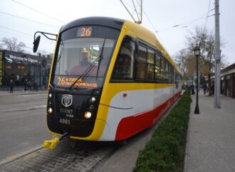 Випробування завершено: Одеський трамвай-велетень тепер двічі на день курсуватиме за маршрутом №26