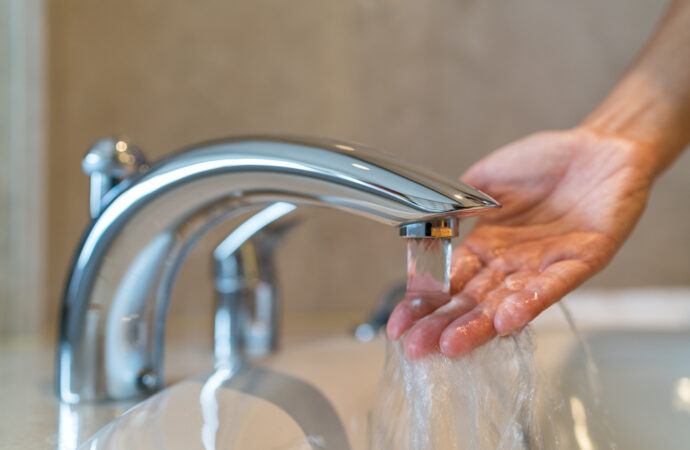 Питна вода в Одесі та області: у декількох районах проби не відповідають вимогам