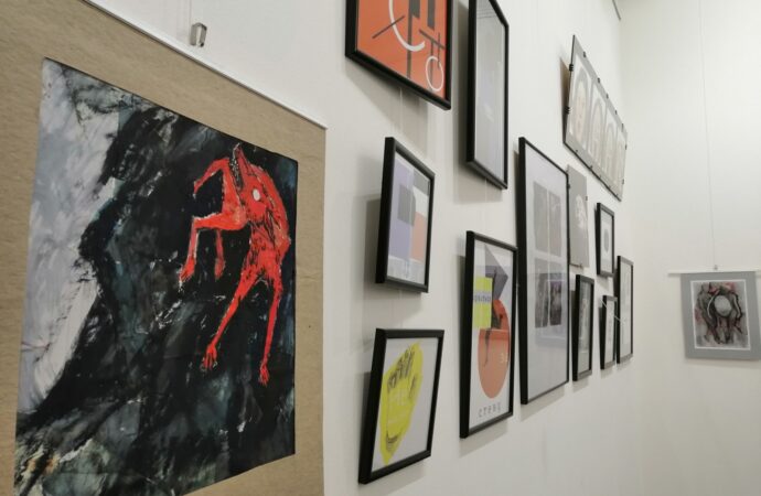 «Параллели» молодых художников: студенты Грековки приглашают на выставку