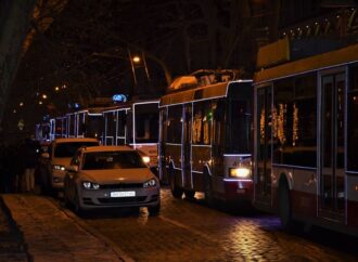 У День святого Миколая Одесою проїде колона з декількох святкових тролейбусів