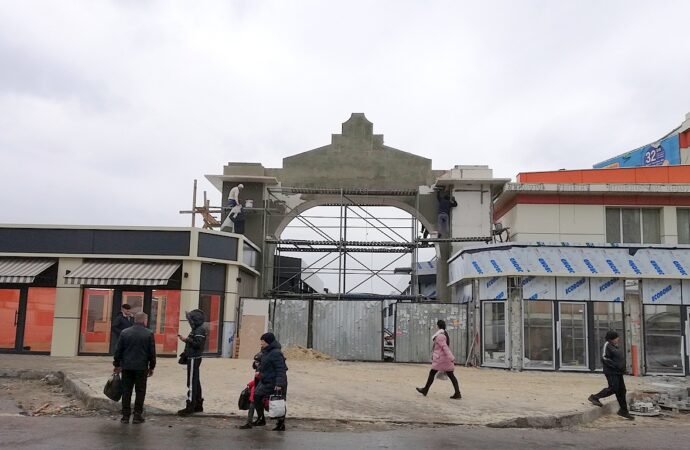 Одесский Привоз обзаводится еще одной аркой (фото)