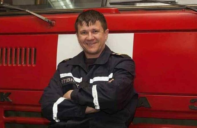 Жертв пожара в Одессе уже 8: найдены тела еще двух погибших, в больнице умер спасатель (обновлено)