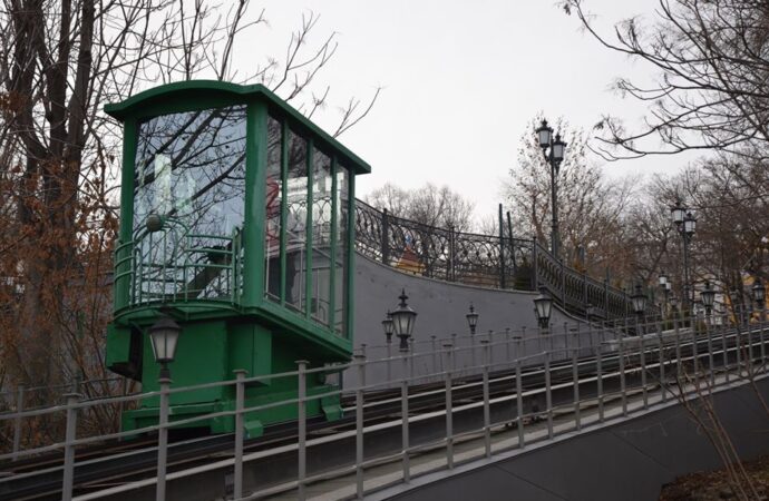 Фунікулер вздовж Потьомкінських сходів не працюватиме до кінця березня