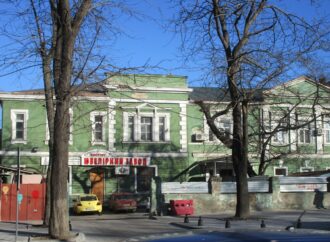 Что за главным зданием бывшего Ювелирного завода в Одессе?